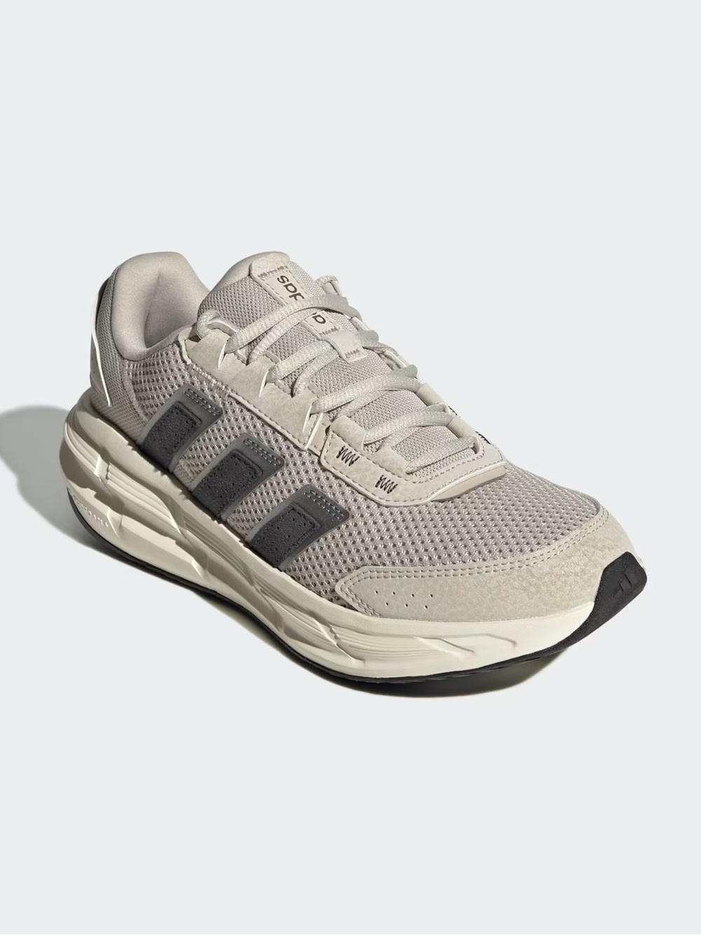 Adidas Astrastar Running Shoes Women’s 8.5 Beige Black NIB